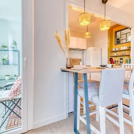 Ambiance Cosy: 4 Personnes-wifi Fibre-tout Equipe גרנובל